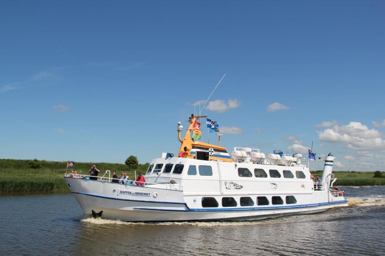 Bummert Am Hafen 3 Greetsiel Krummhorn Bagian luar foto