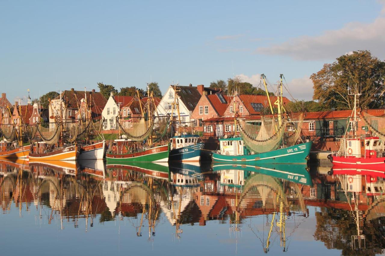 Bummert Am Hafen 3 Greetsiel Krummhorn Bagian luar foto