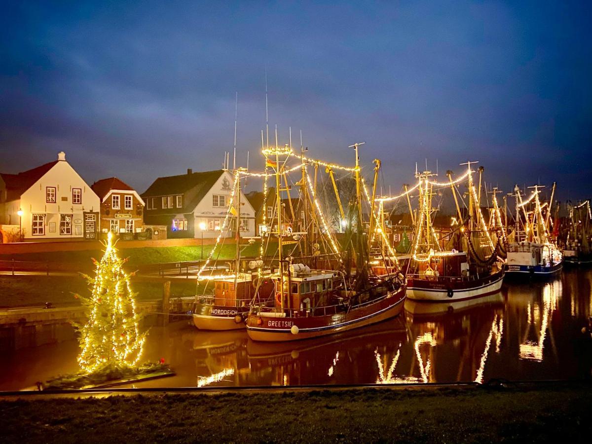 Bummert Am Hafen 3 Greetsiel Krummhorn Bagian luar foto